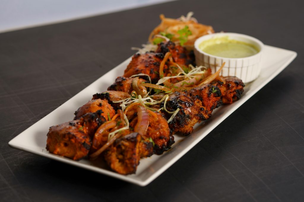 Chicken Boti with Rice - Zaiqa Mahal